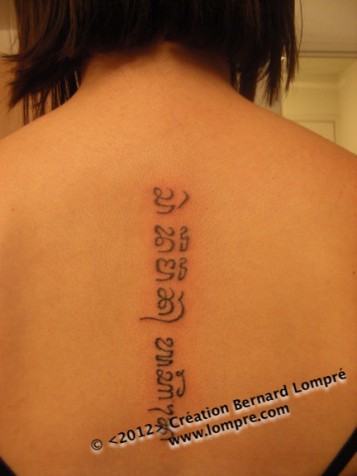 Tatoo-ecriture-thai 